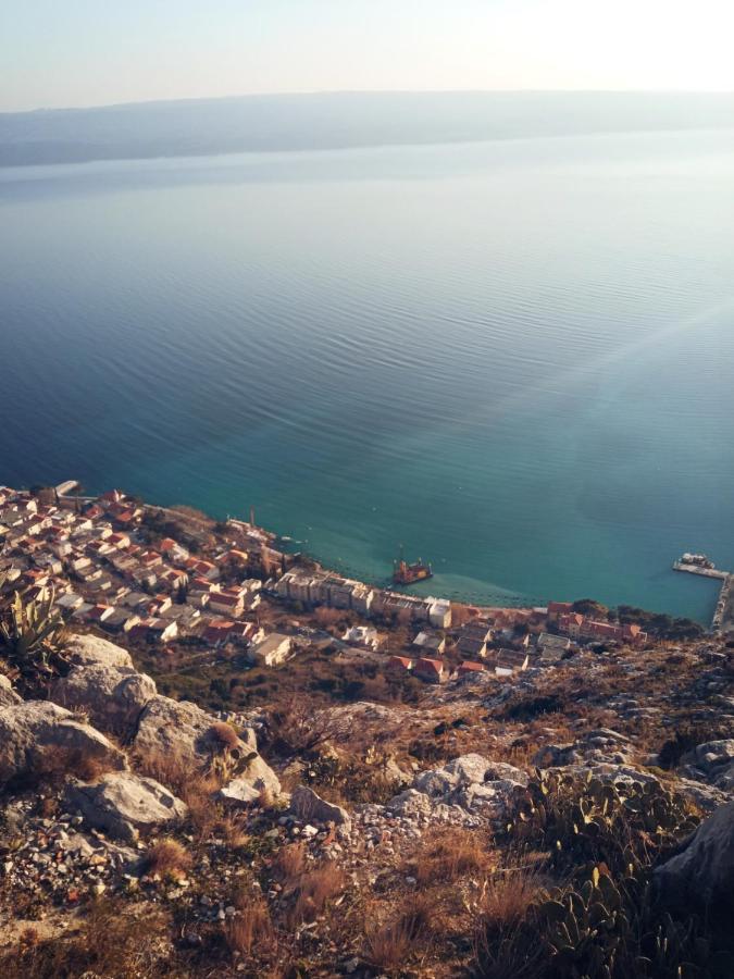 Emmi Nemira Omis Omiš Exterior foto