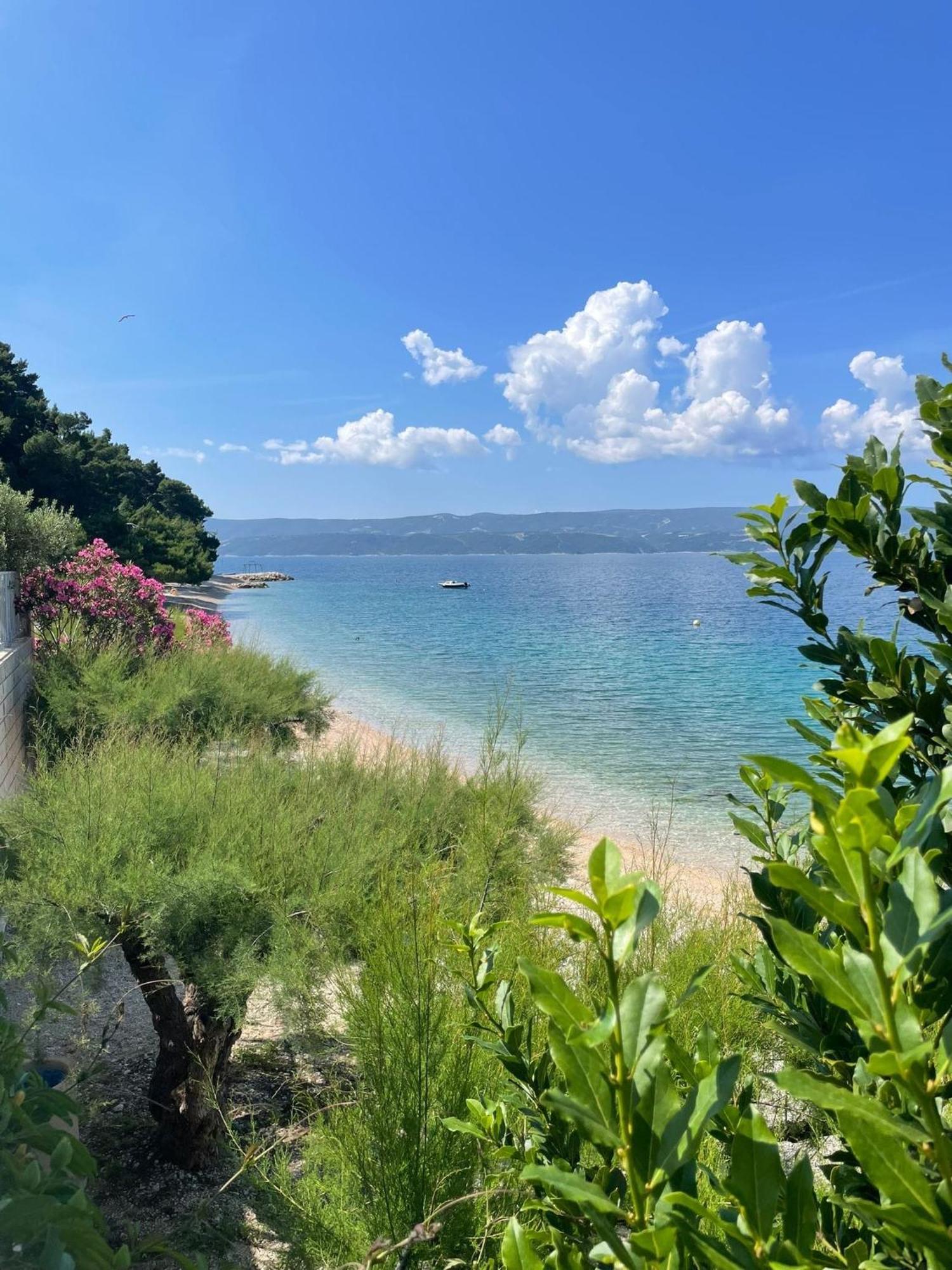 Emmi Nemira Omis Omiš Exterior foto